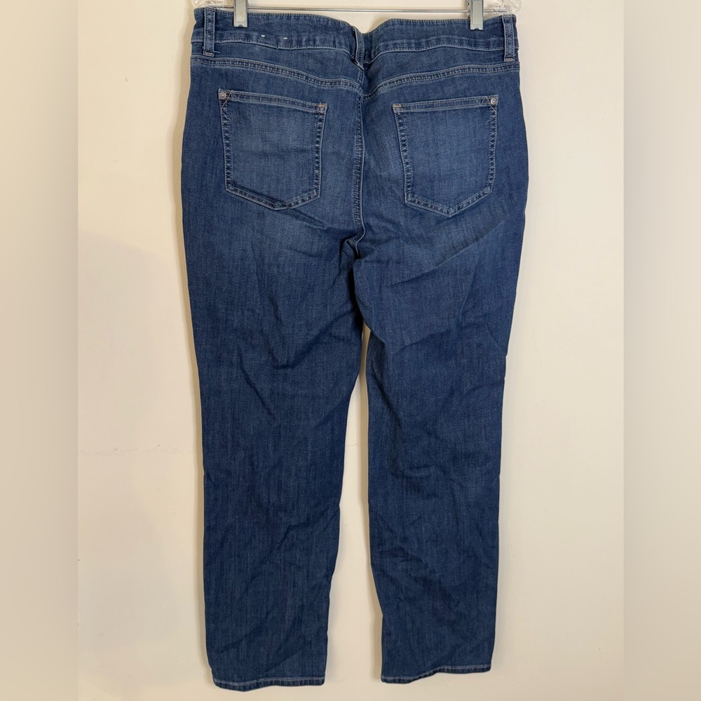 Chico's Straight Leg Jeans medium wash button zip fiber pockets soft stretch Med